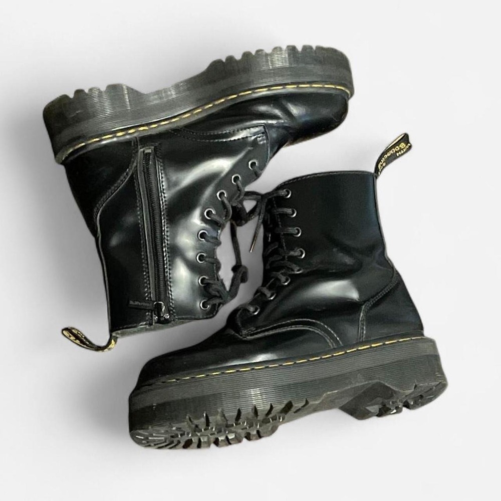Black Dr. Martens Jadon thick chucky sole boots sz US 7